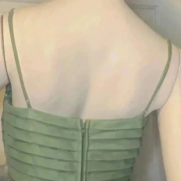 Say Yes To The Prom Juniors 3D Rosettes Skirt Shirred -Top Gown Prom Dress. - Picture 8 of 16